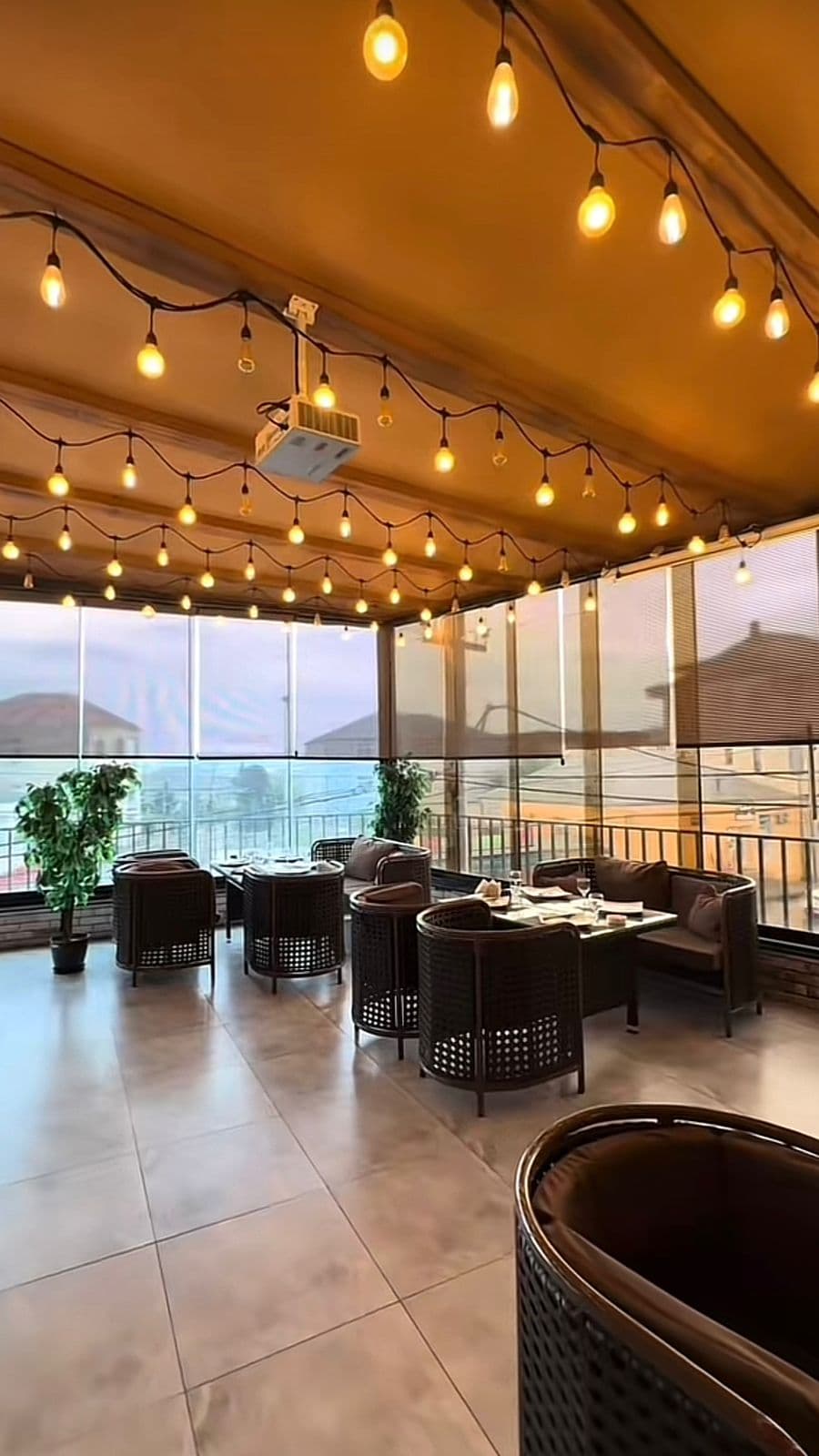 Saraçlı Ailəvi Restoran Xırdalan