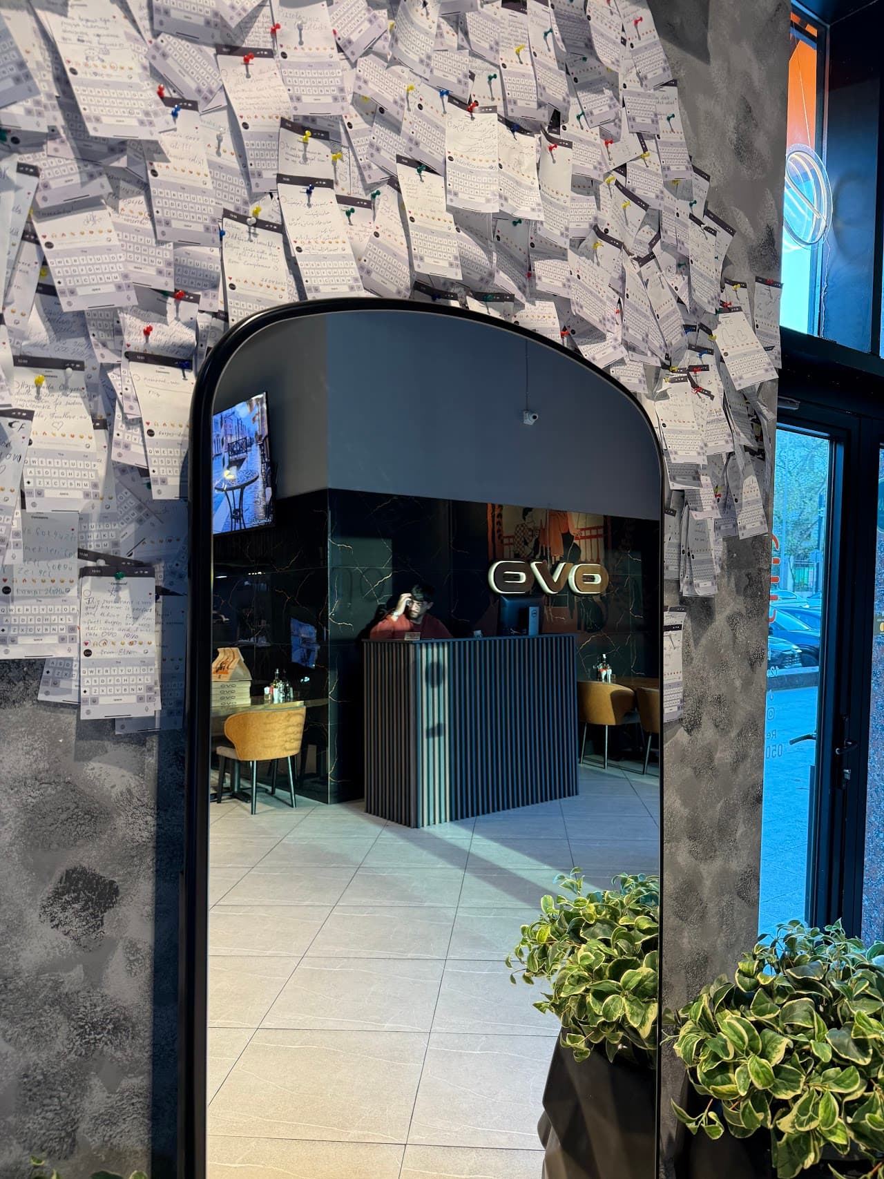 Ovo Pizzeria