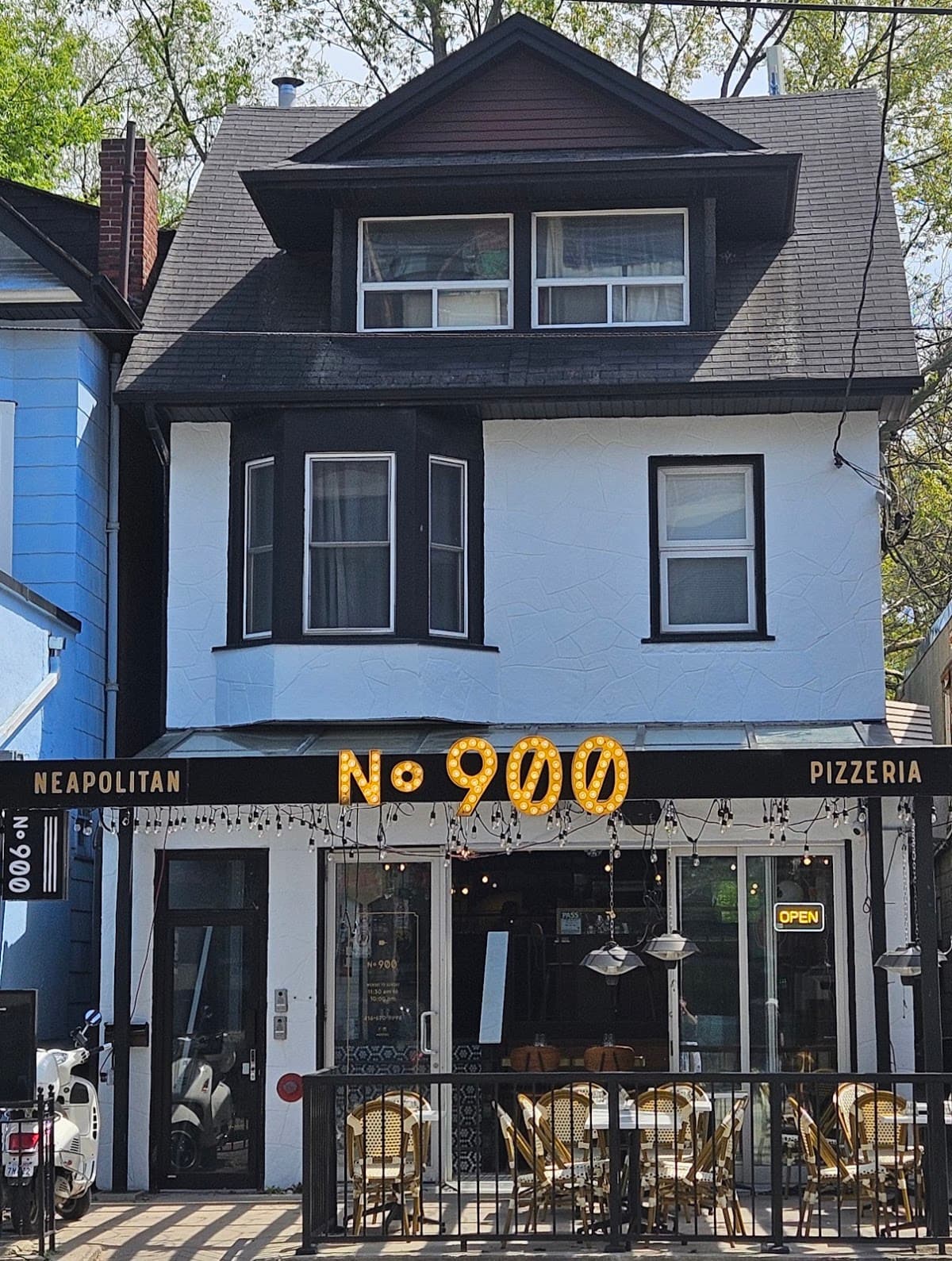 Pizzeria No. 900 Beaches