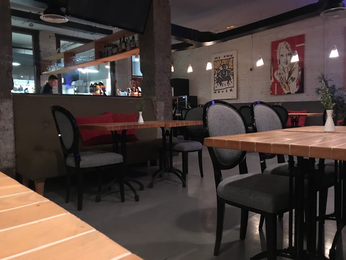 Bizu Sushi bar