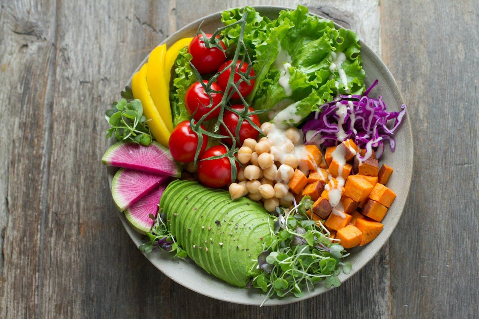 Vegetarian və vegan bələdçisi: restoranda nə sifariş etməli?