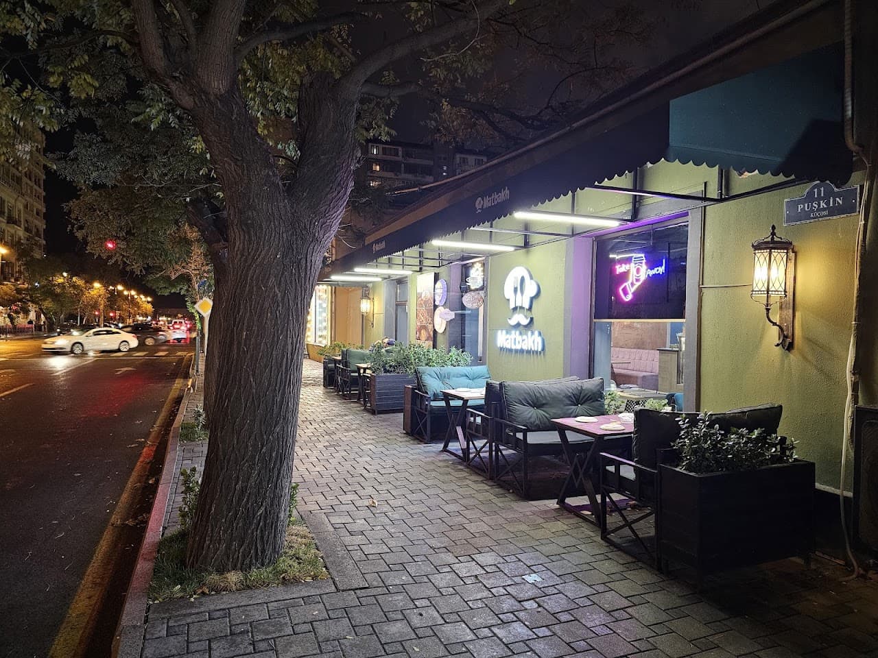 Matbakh Restaurant