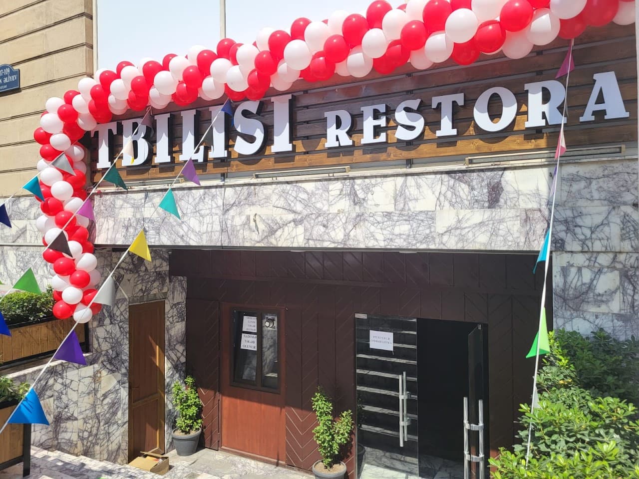 Tbilisi Restoran Gürcü Metbexi Namik