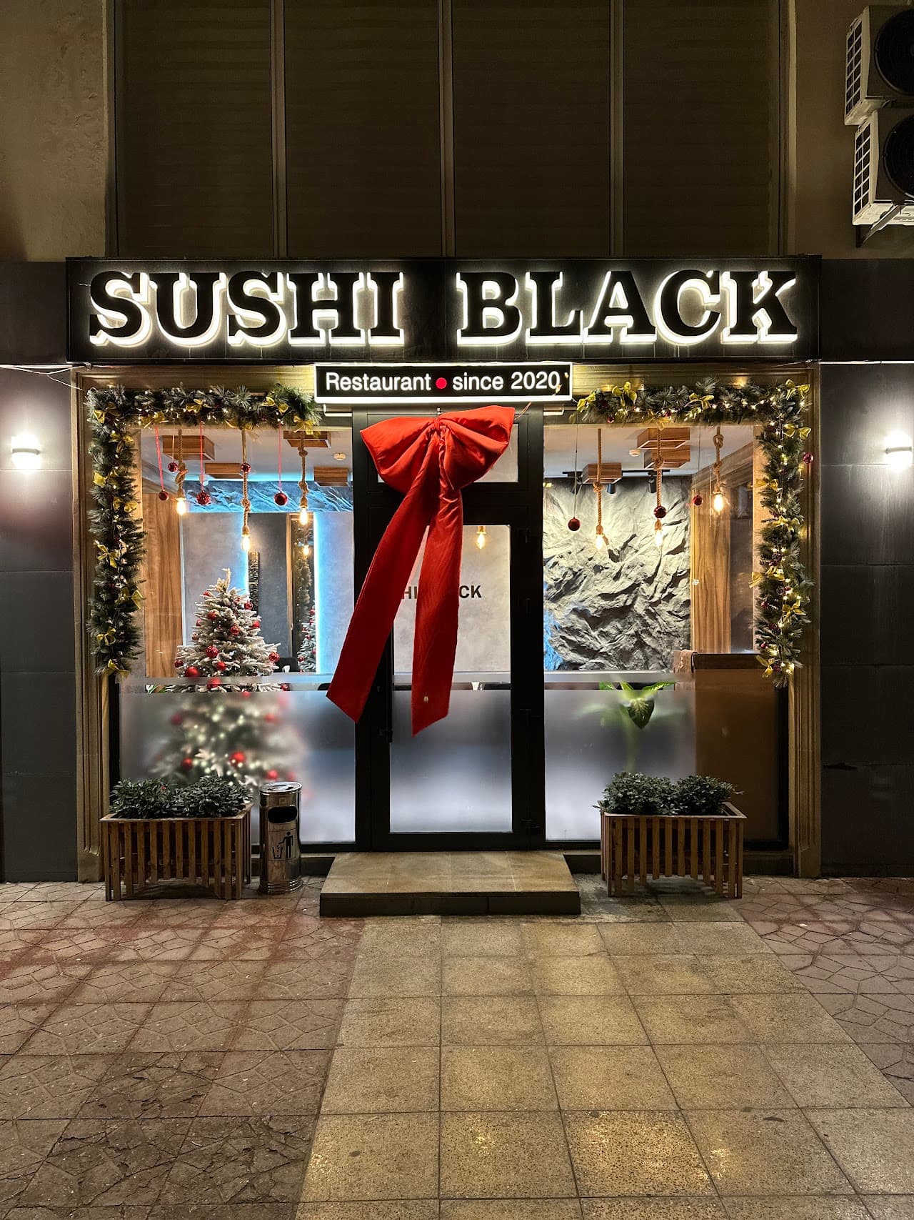 Sushi Black