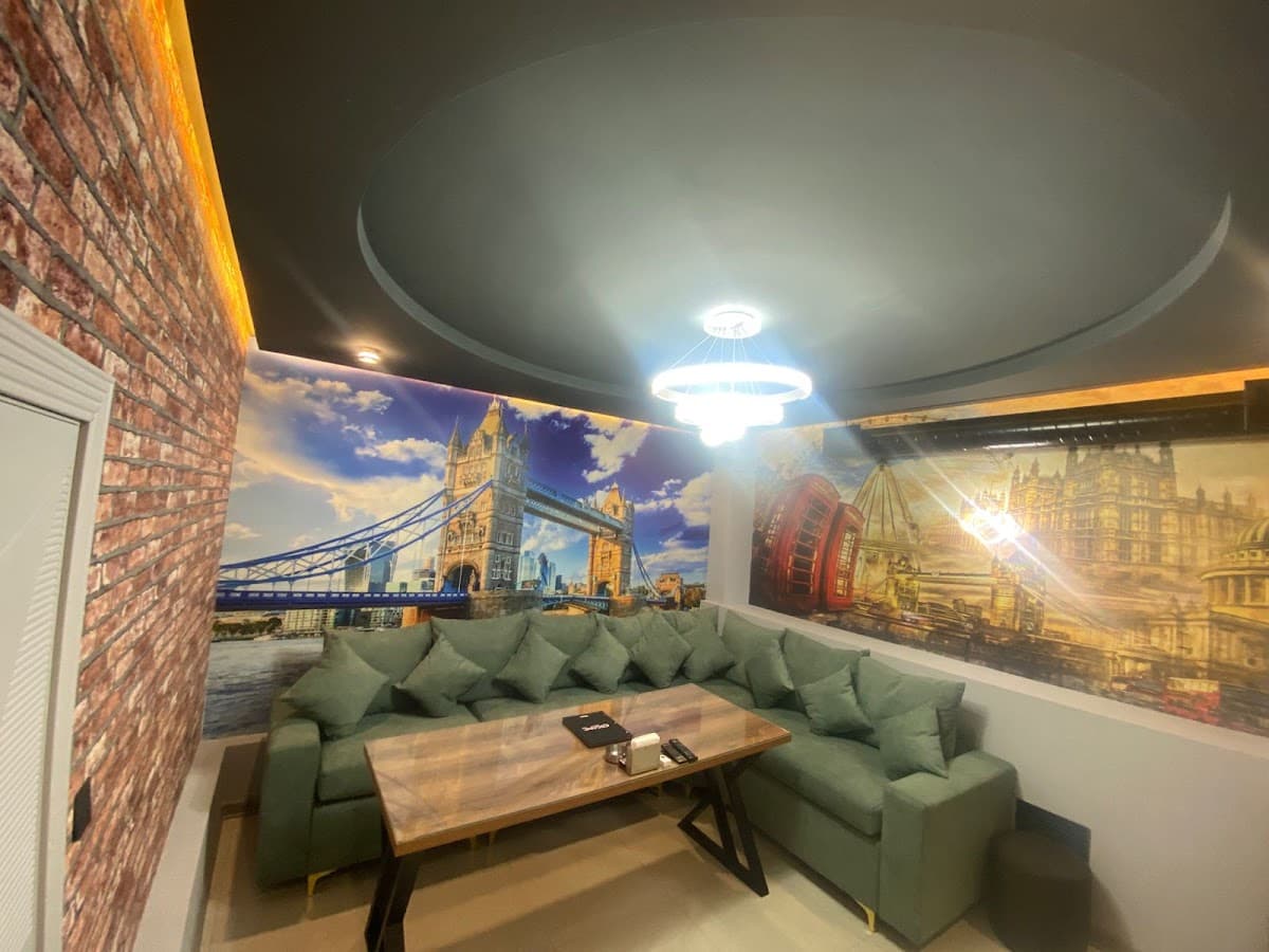 Escape Baku Karaoke & Lounge