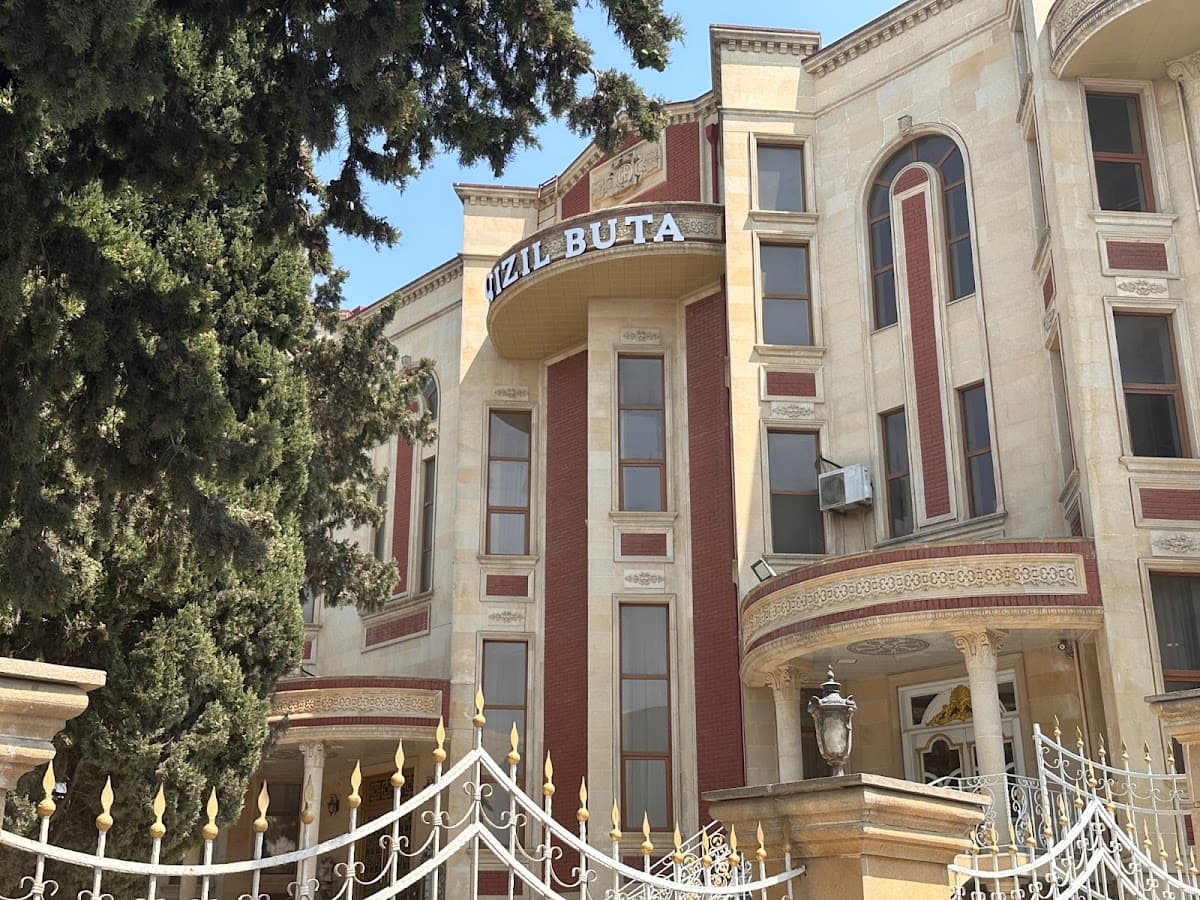 "Qızıl Buta" Şadlıq Sarayı